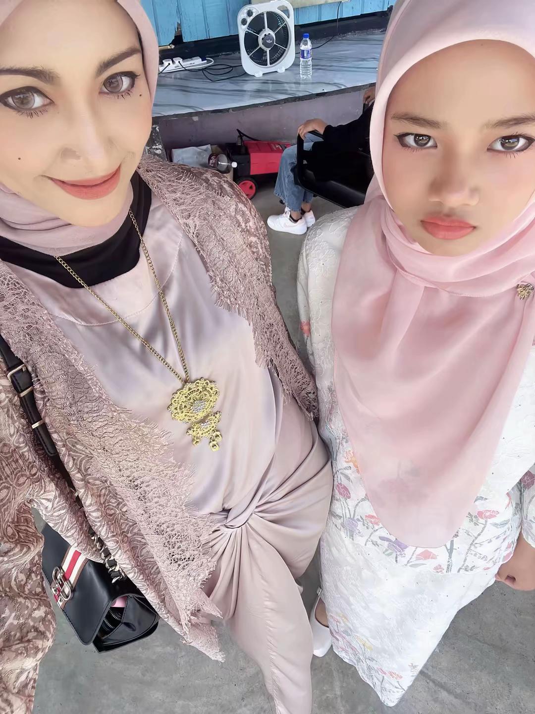 @Azreen❤️🔥