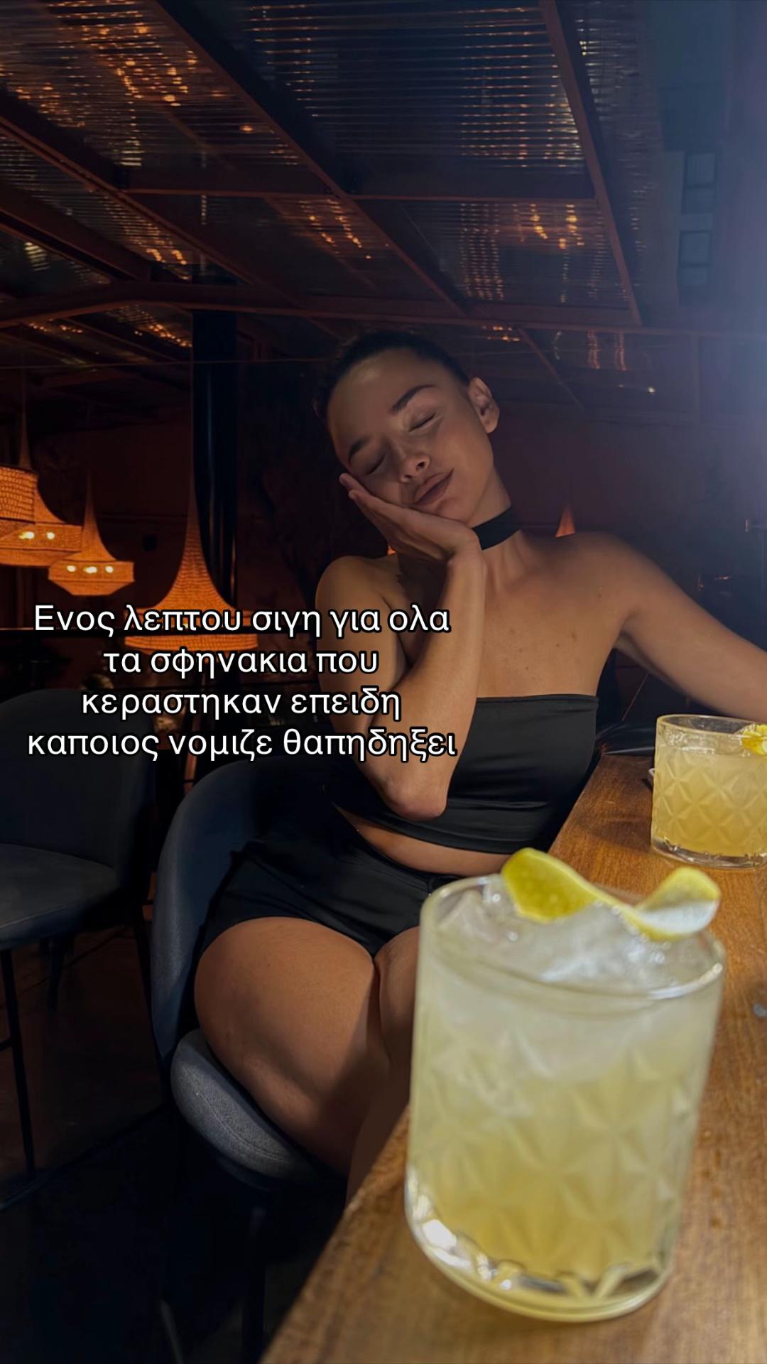 @_xristina_
