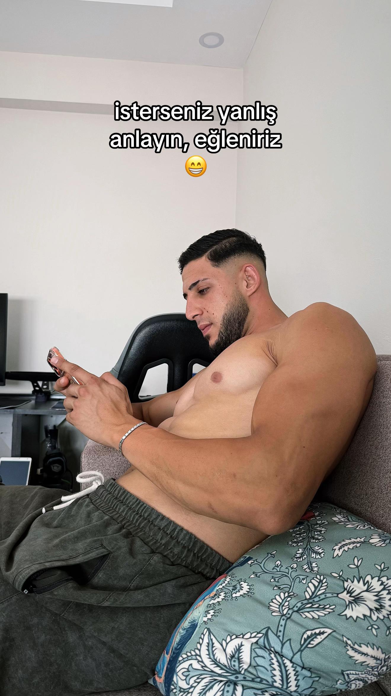@E.K