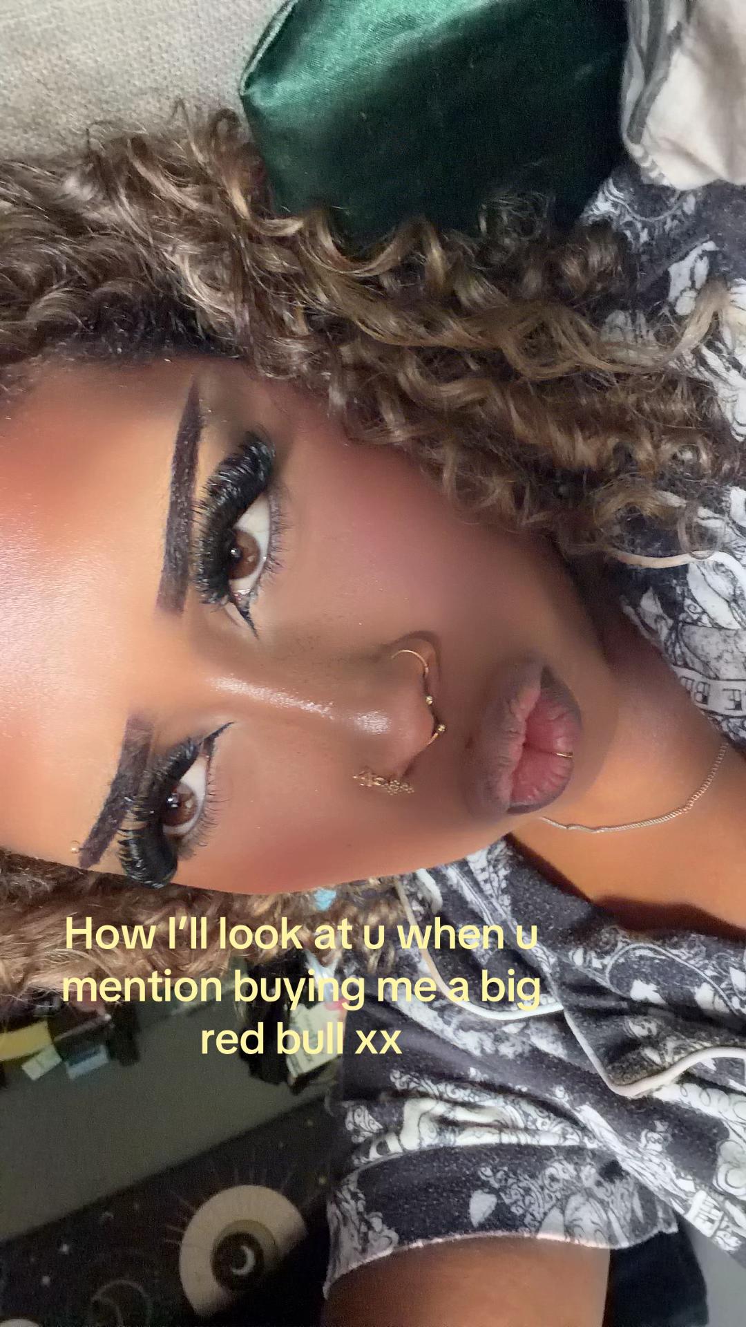 @nicole