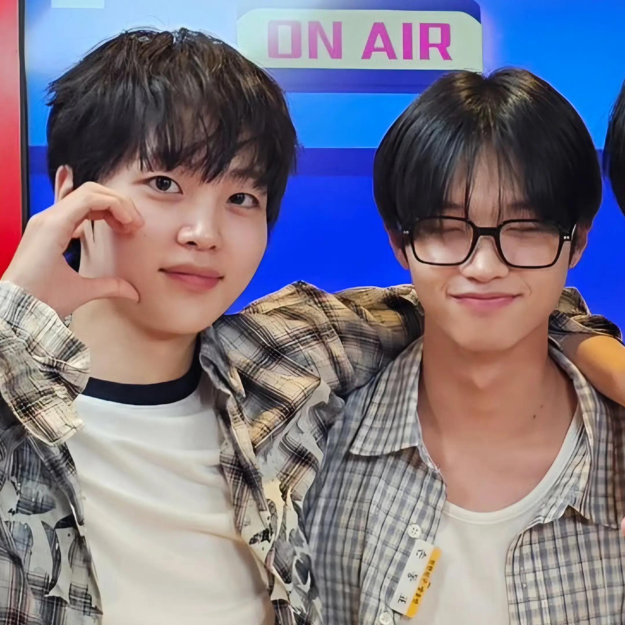 @아직도원잇🦋StillOneIt💙💚💛