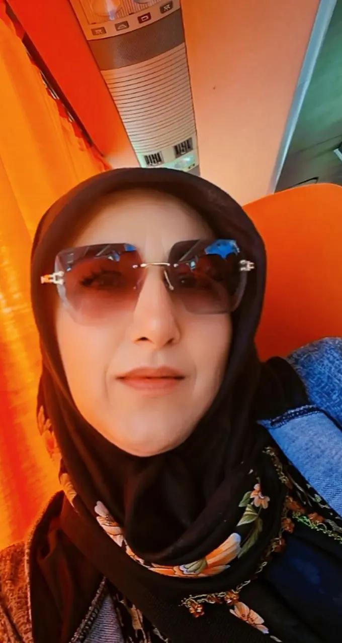 @Suna Karipoglu