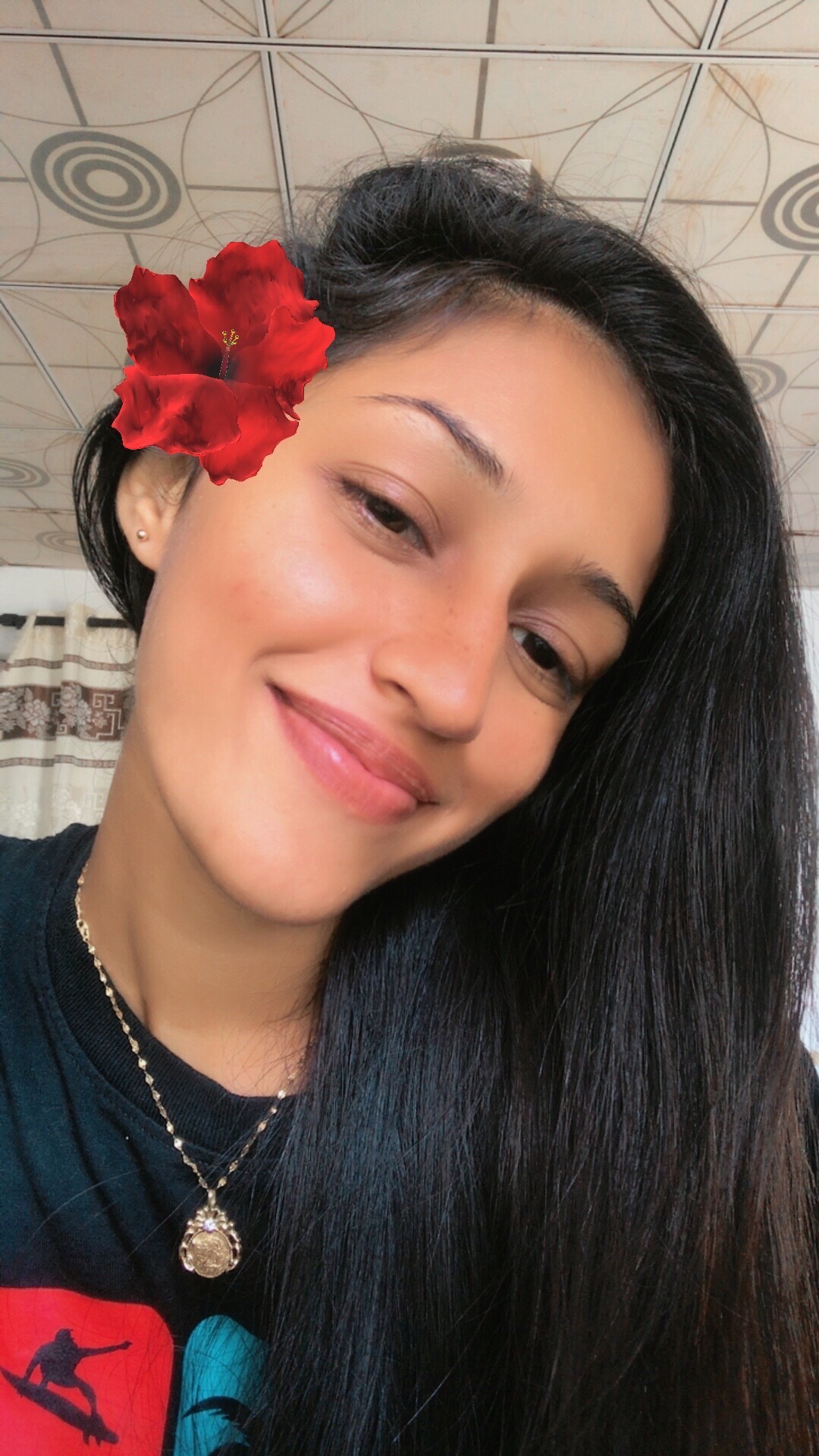 @_ N 👱🏻&zwj;♀️💋_