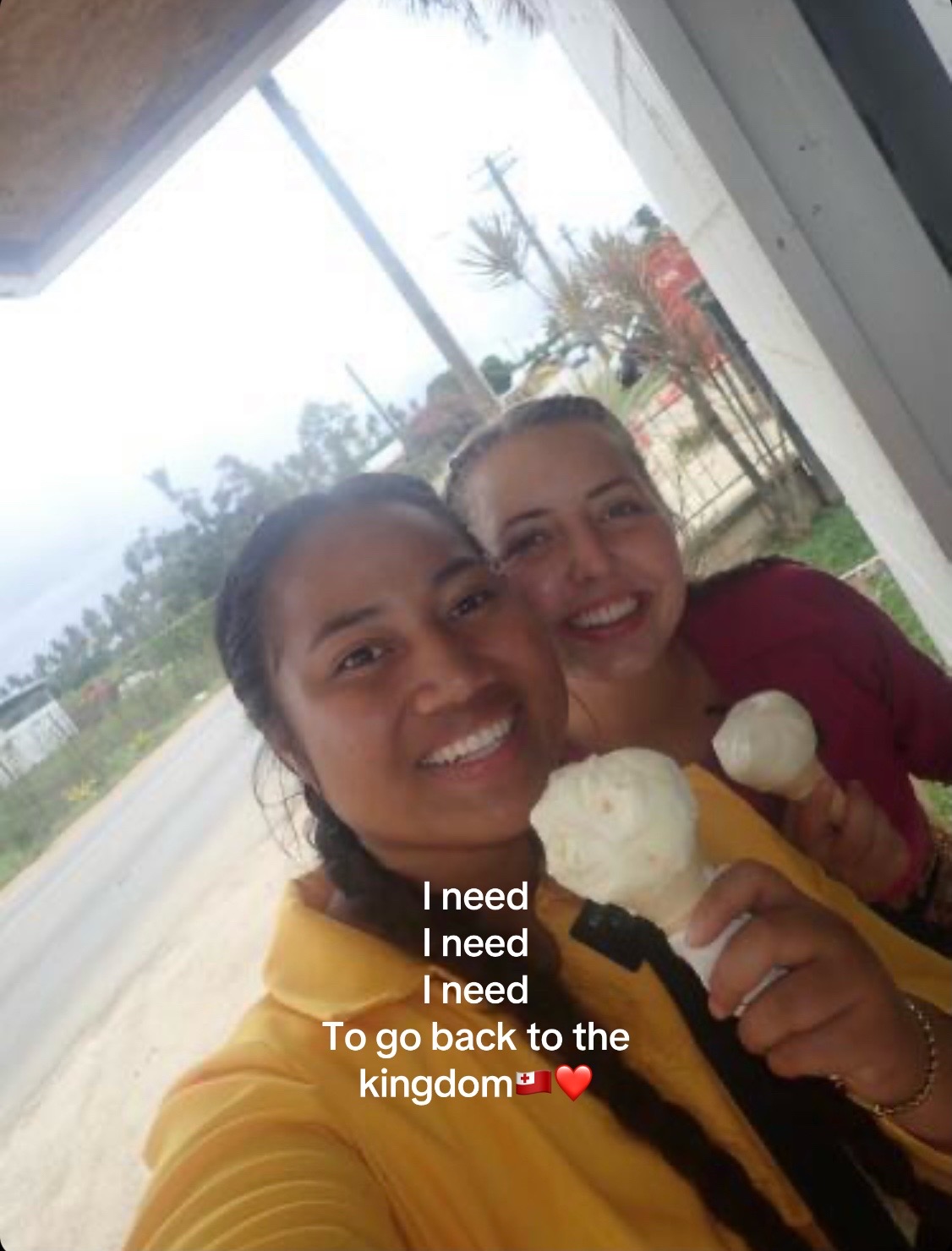 @Carly Tupola