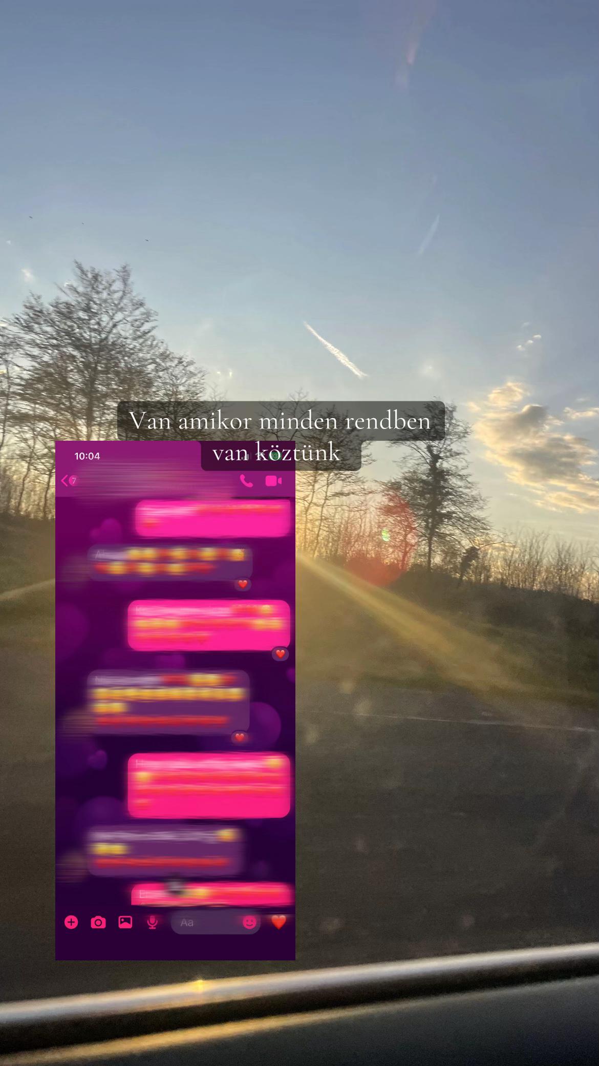 @🦦