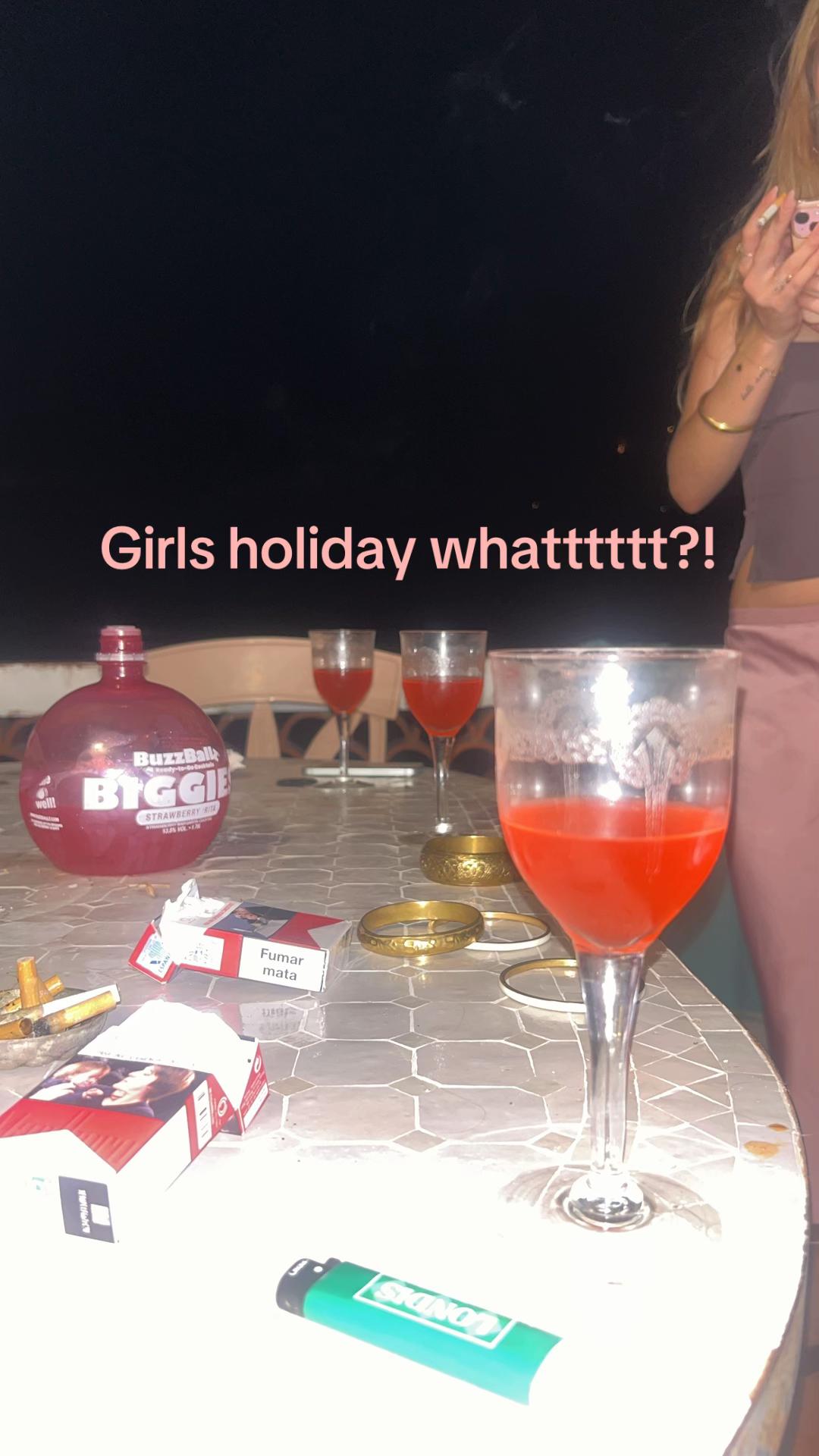 @laylay