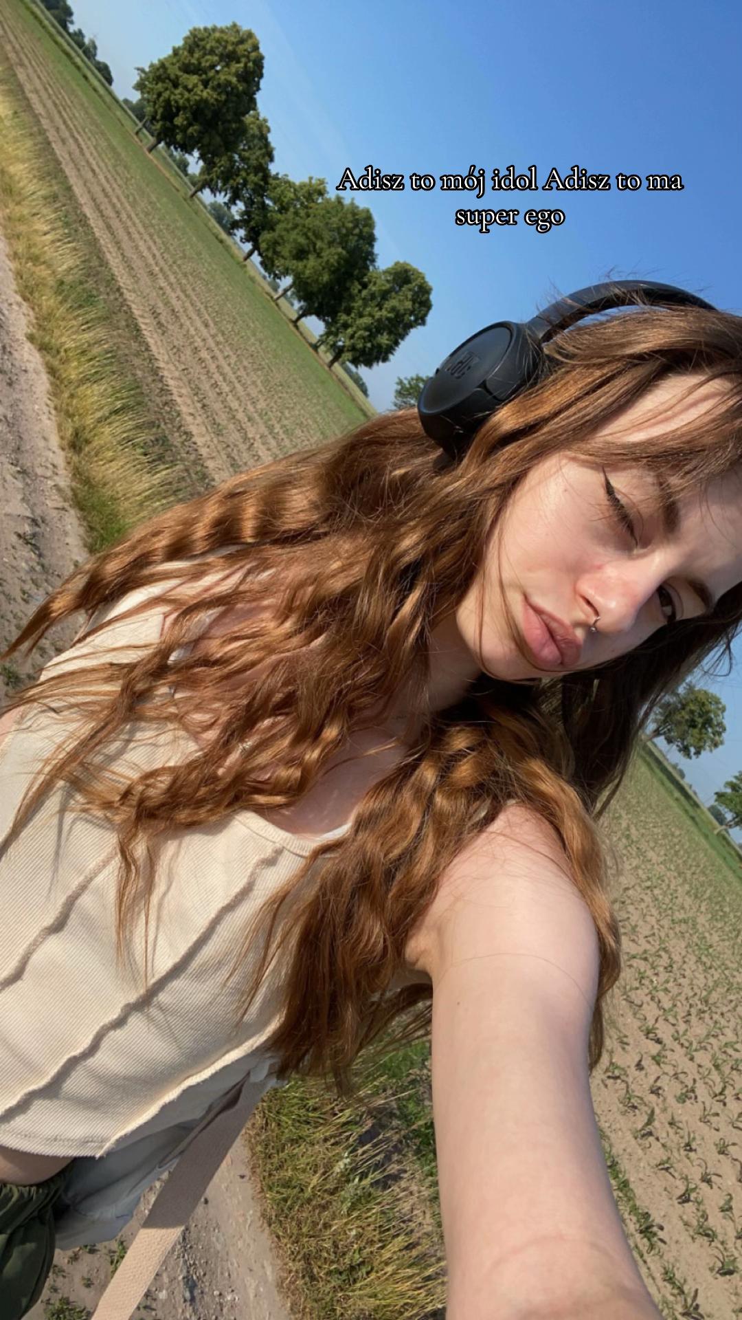 @🌸𝒪𝓁𝒾𝓌𝒾𝒶🌸