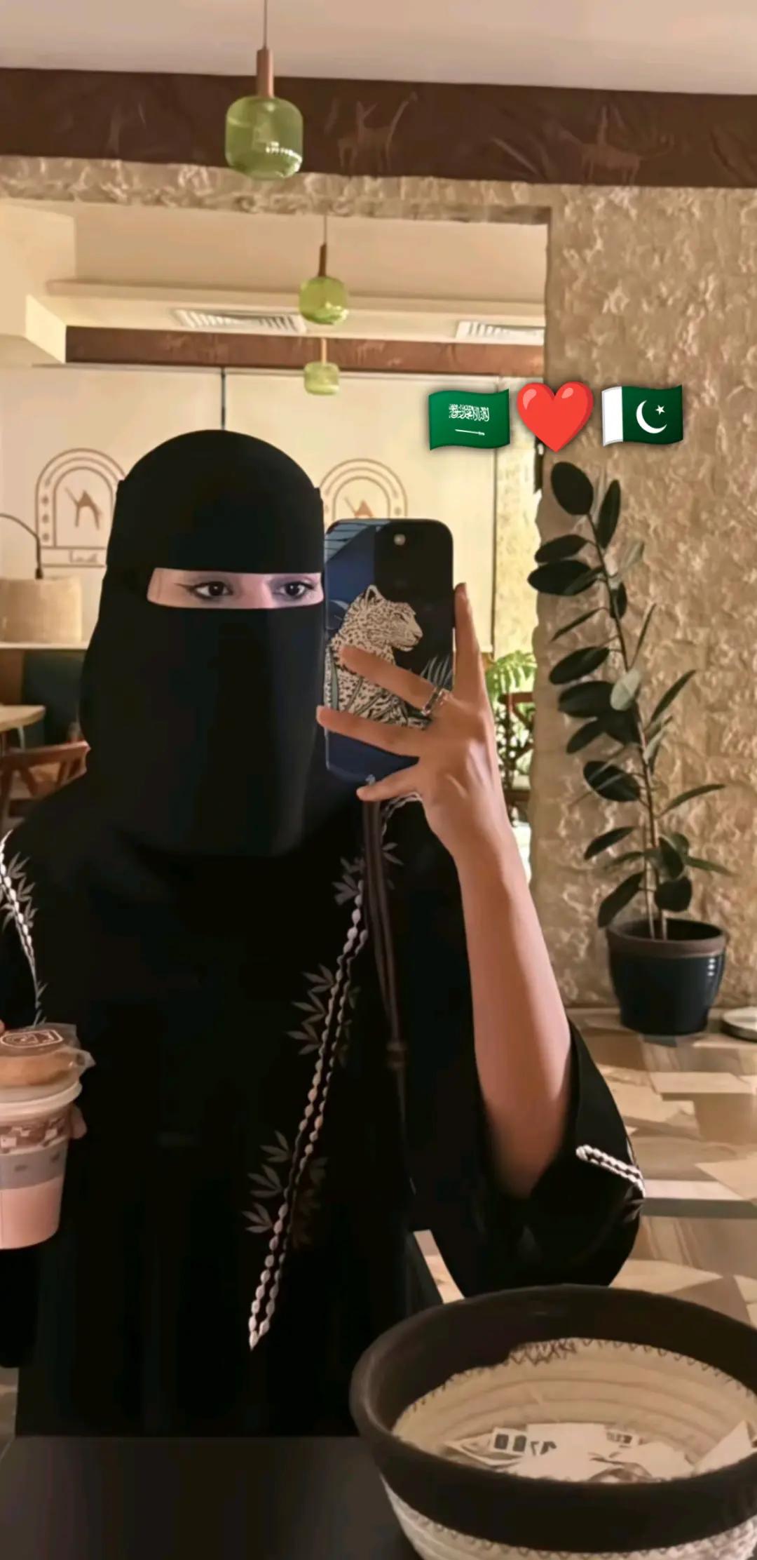 @موني بلوشيه.💙