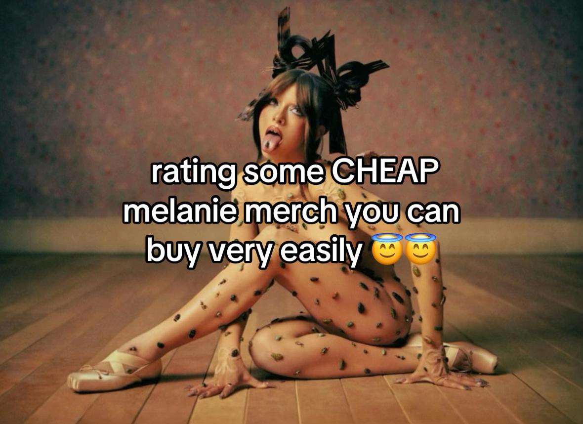 @༺m༻