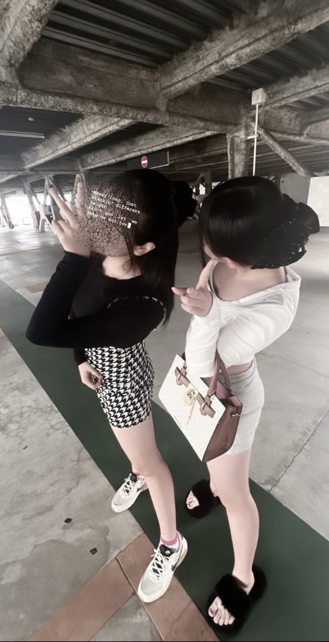 @𝙰 𝚣 𝚞