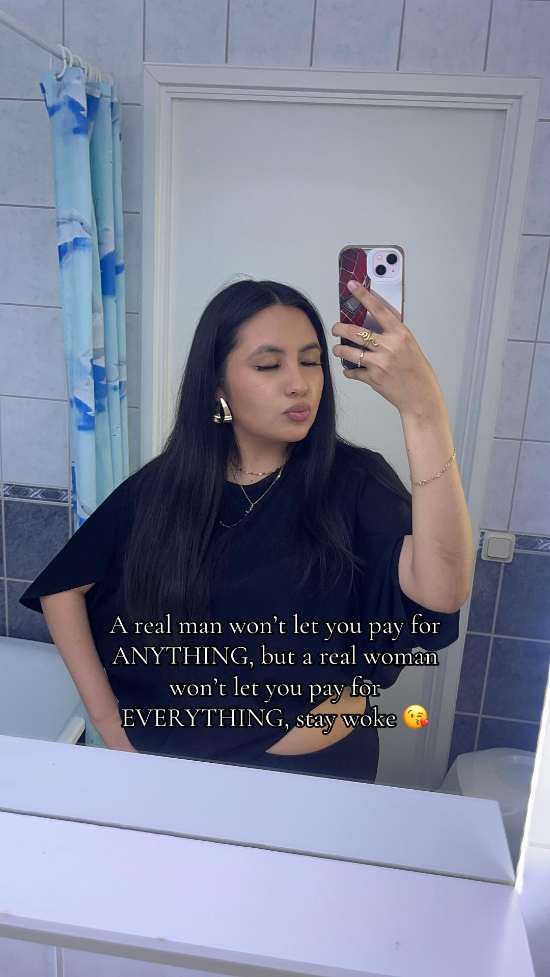 @Laura ♱
