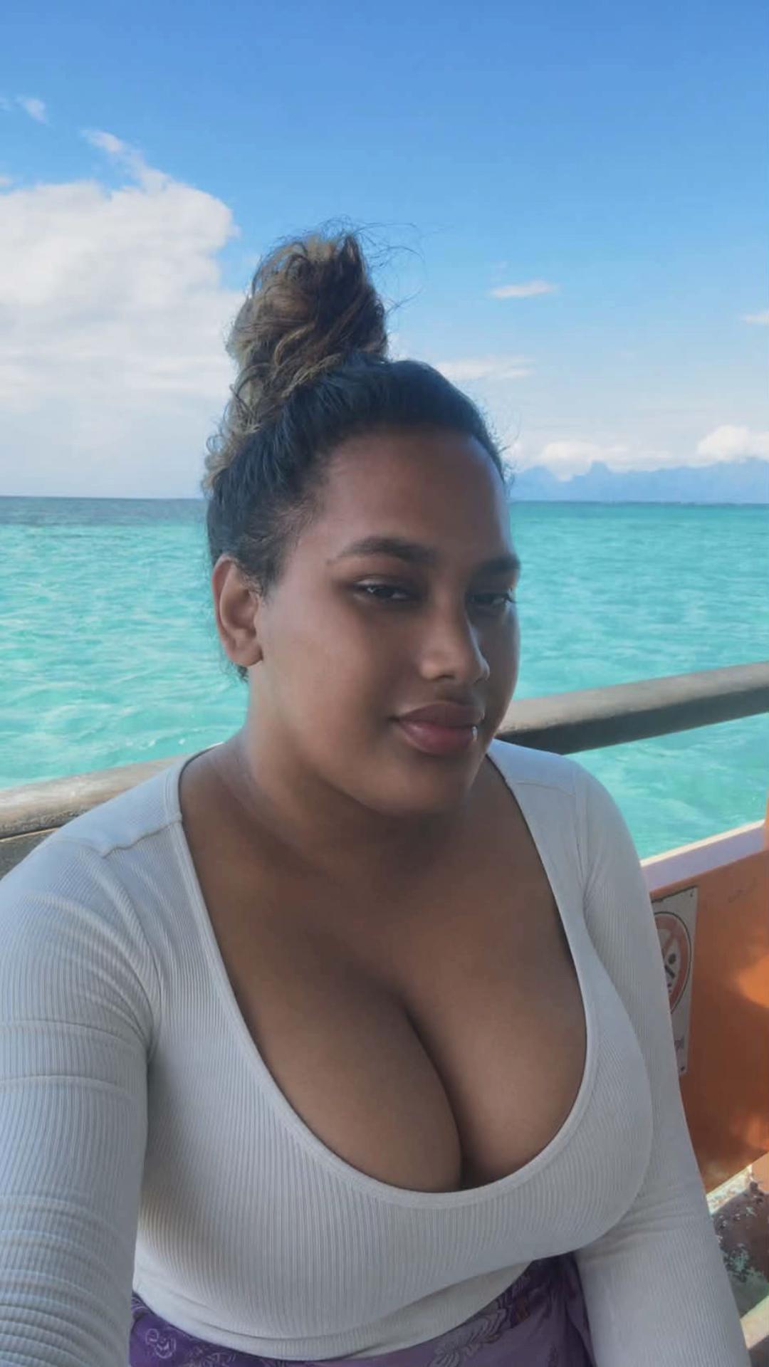 @NickiTahiti987
