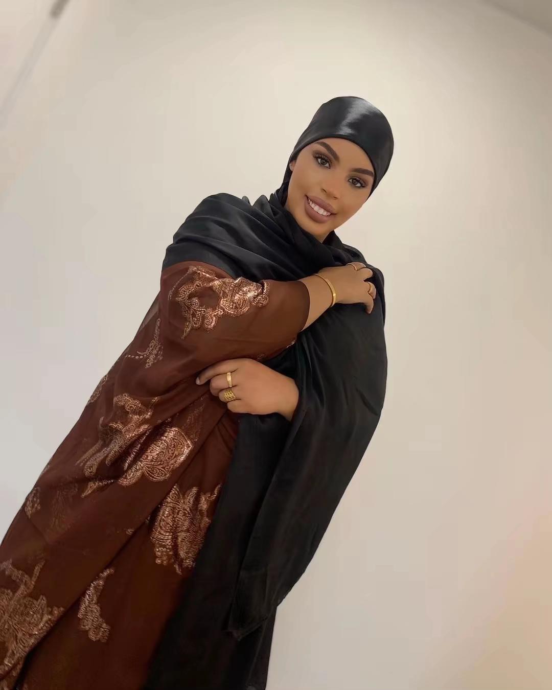 @Aisha🧸
