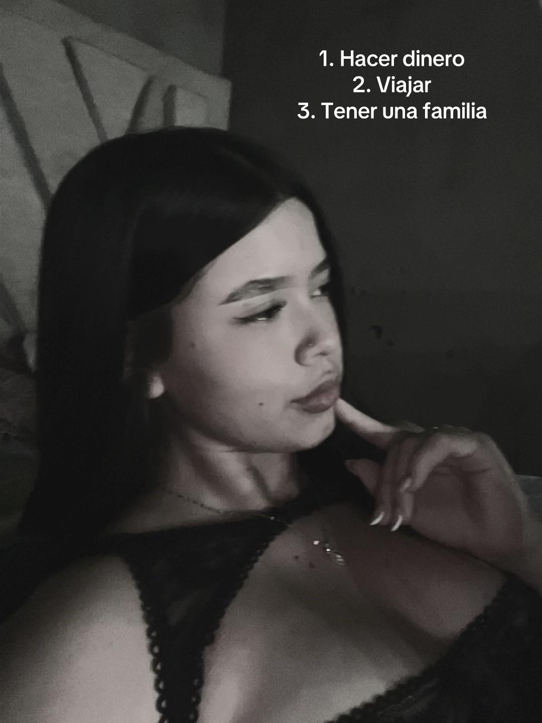 @𝐀𝐋𝐄💋