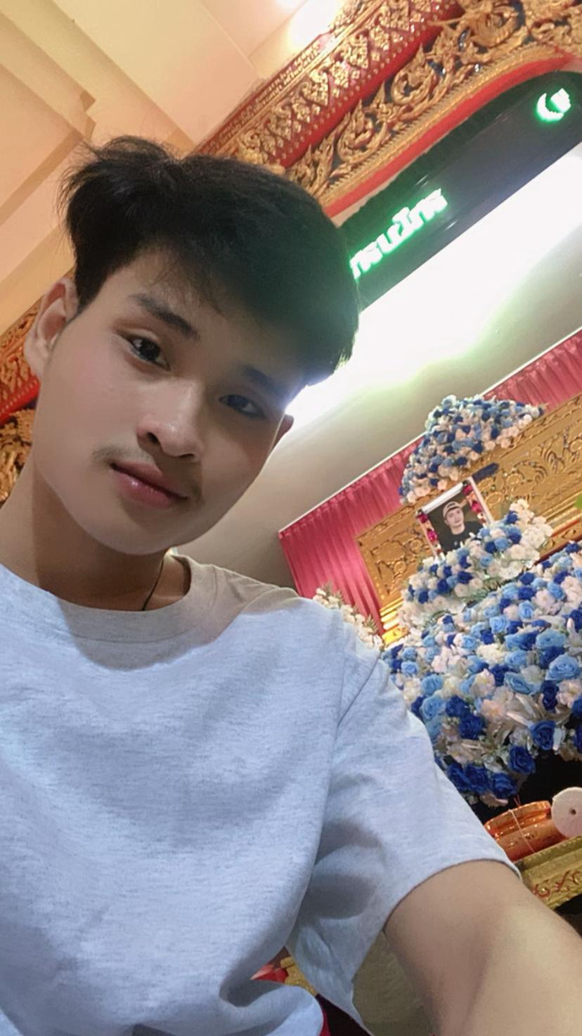 @ฟลุ๊ค จารุวัส