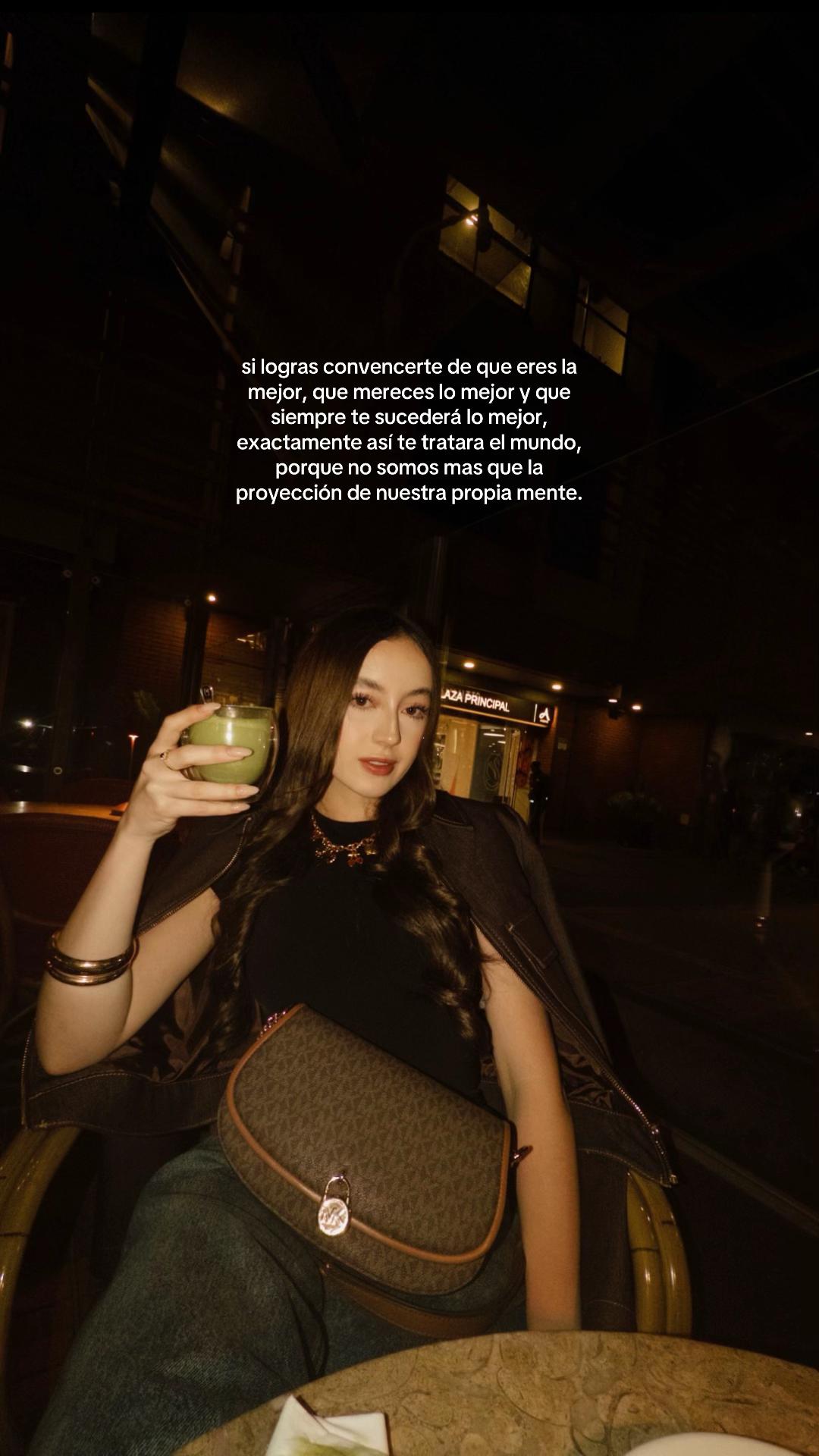 @Saris 🪩