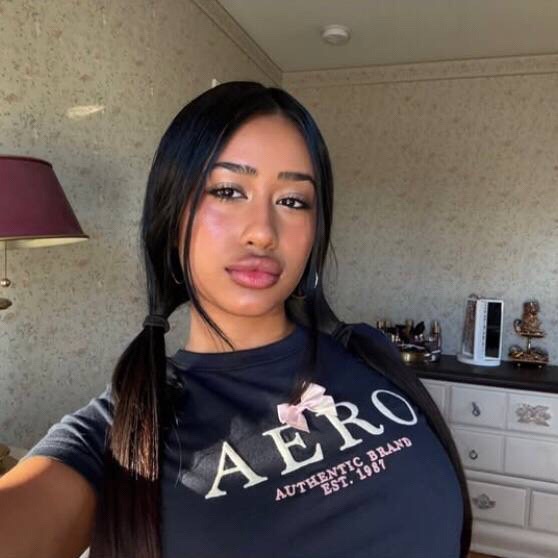 @desiiibaitsleakss