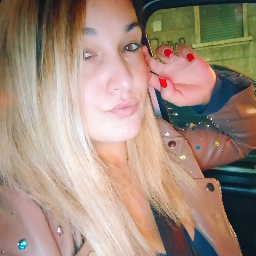 @Adina Elena🦒🦒🦒♥️
