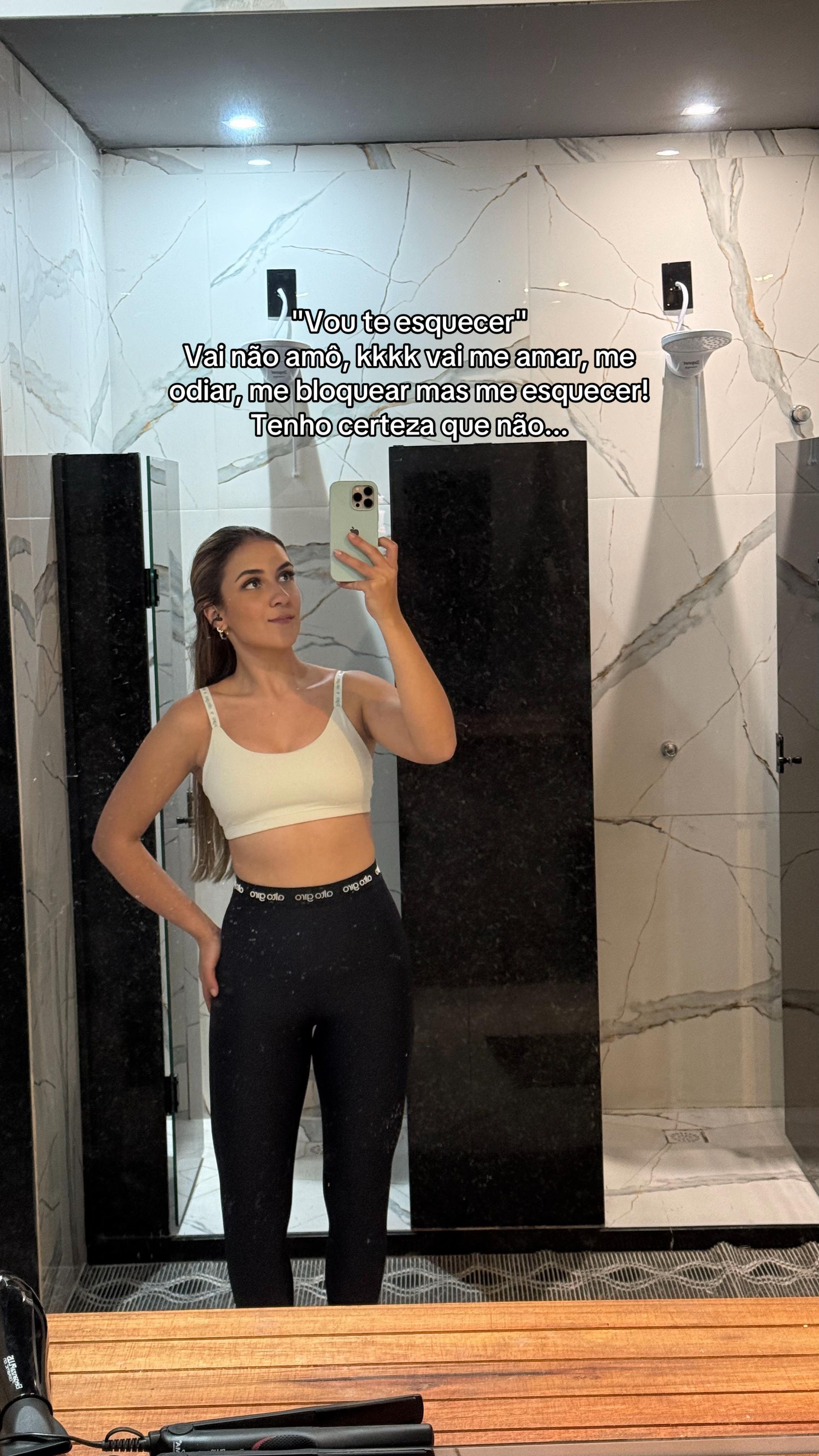 @celena_tavares