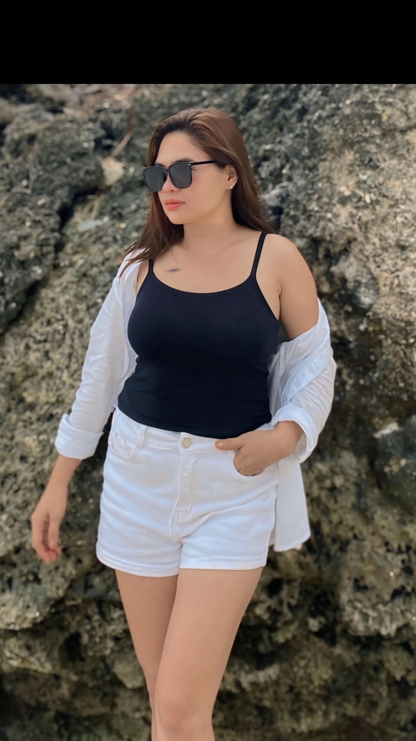 @Yesha🌼🌸
