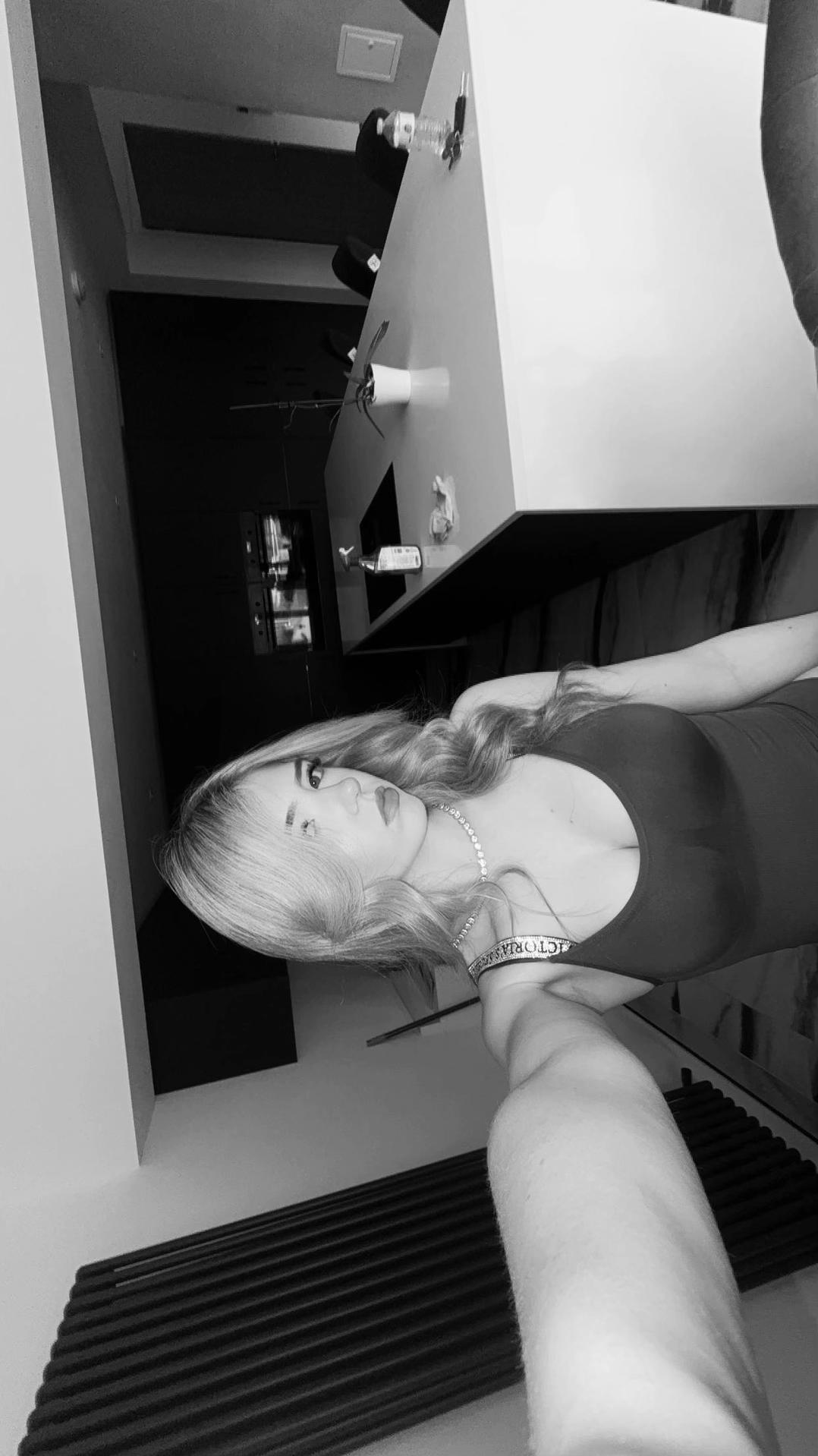 @𝐋𝐢𝐥𝐥𝐲