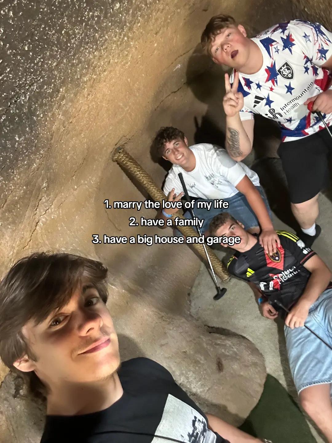 @𝕋𝕣𝕠𝕠𝕞𝕠𝕠🐮🥛