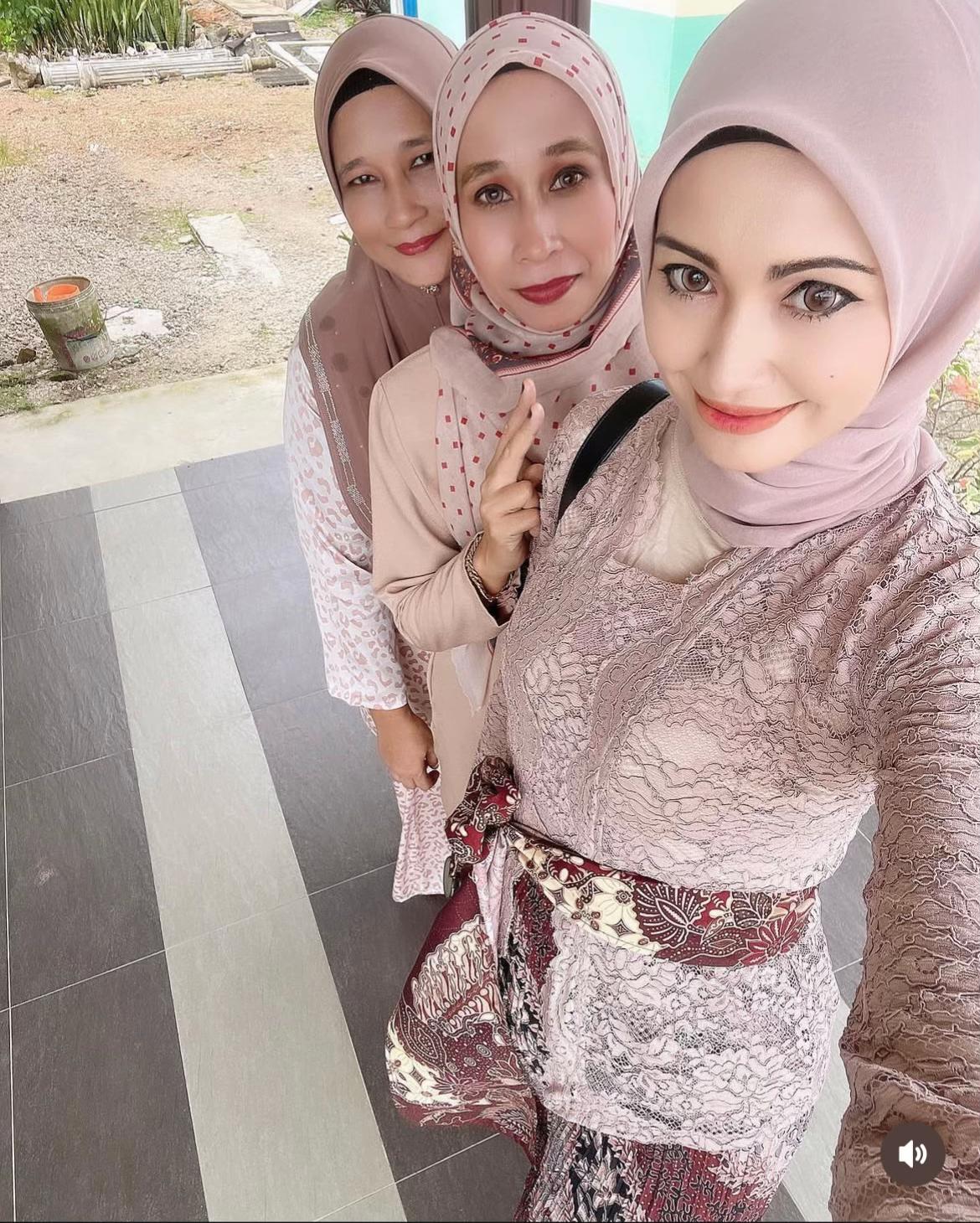 @Azreen❤️🔥