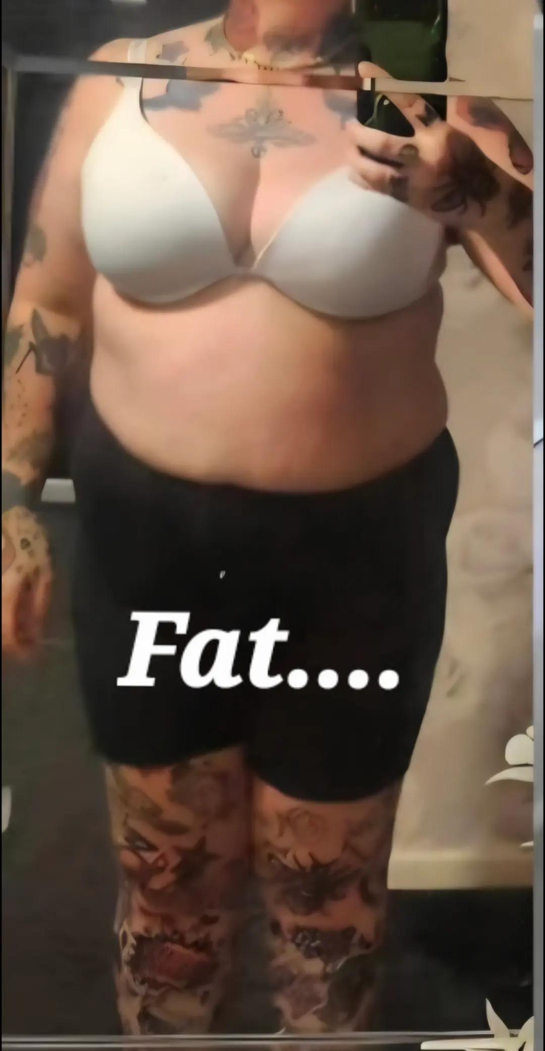 @that_tattooed_gym_couple_paula