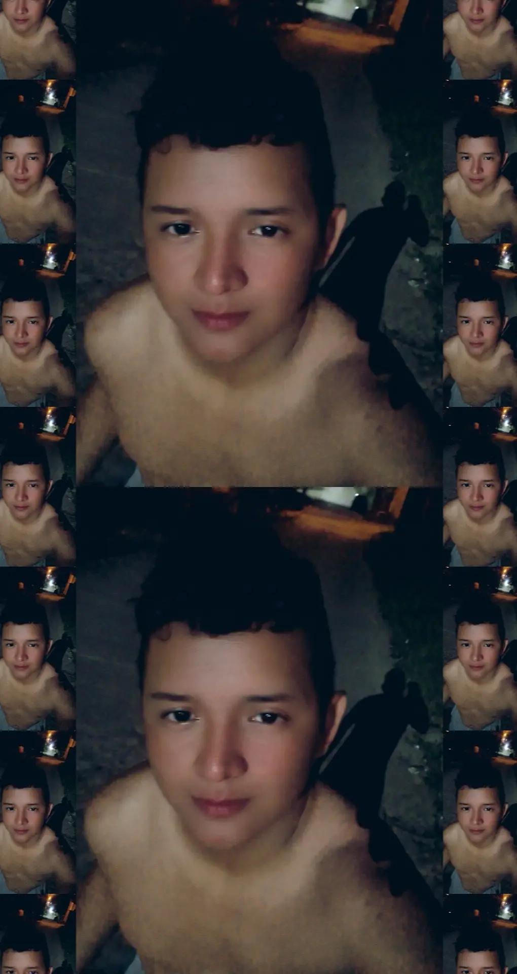 @Reyes