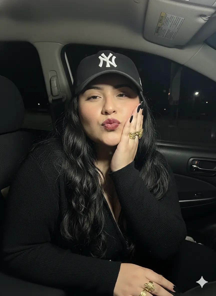 @Lucero Flores22