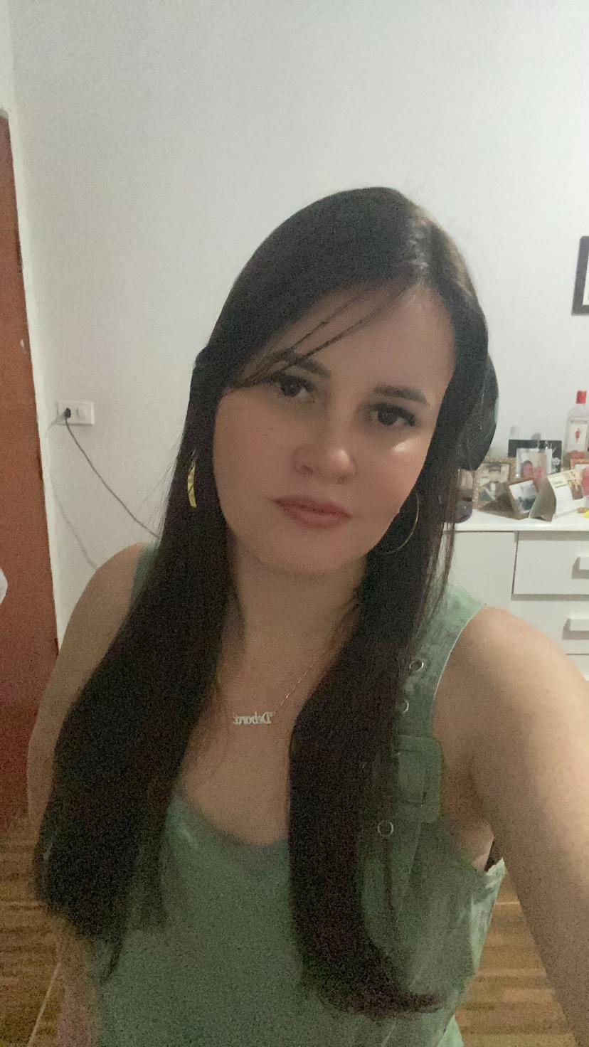 @Débora