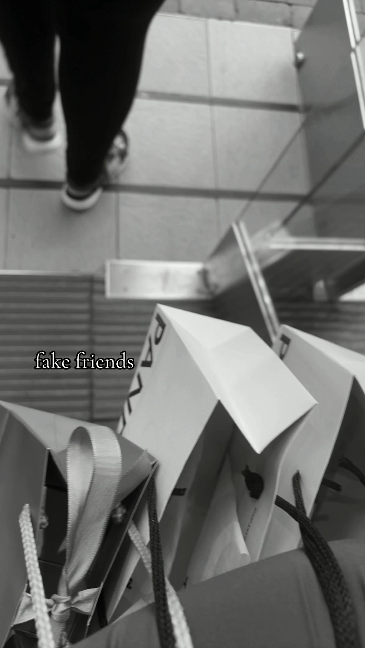 @๐ ๐ ๐ ๐ ๐ ๐ ๊จ๏ธ