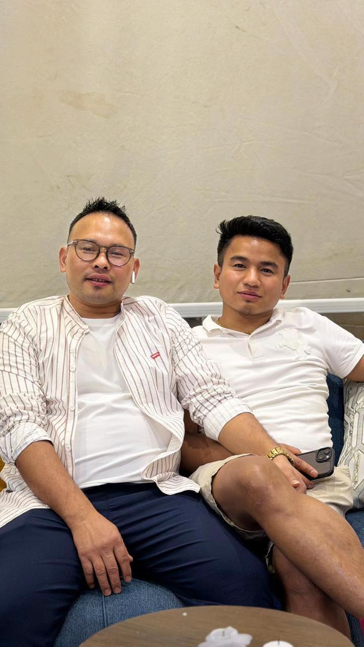 @Thakuri Ram🌙