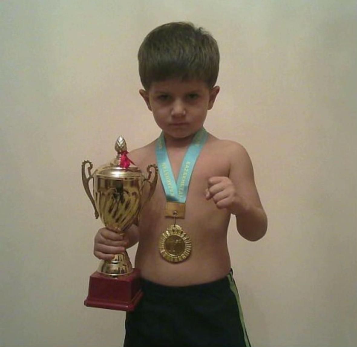 @emirboxing