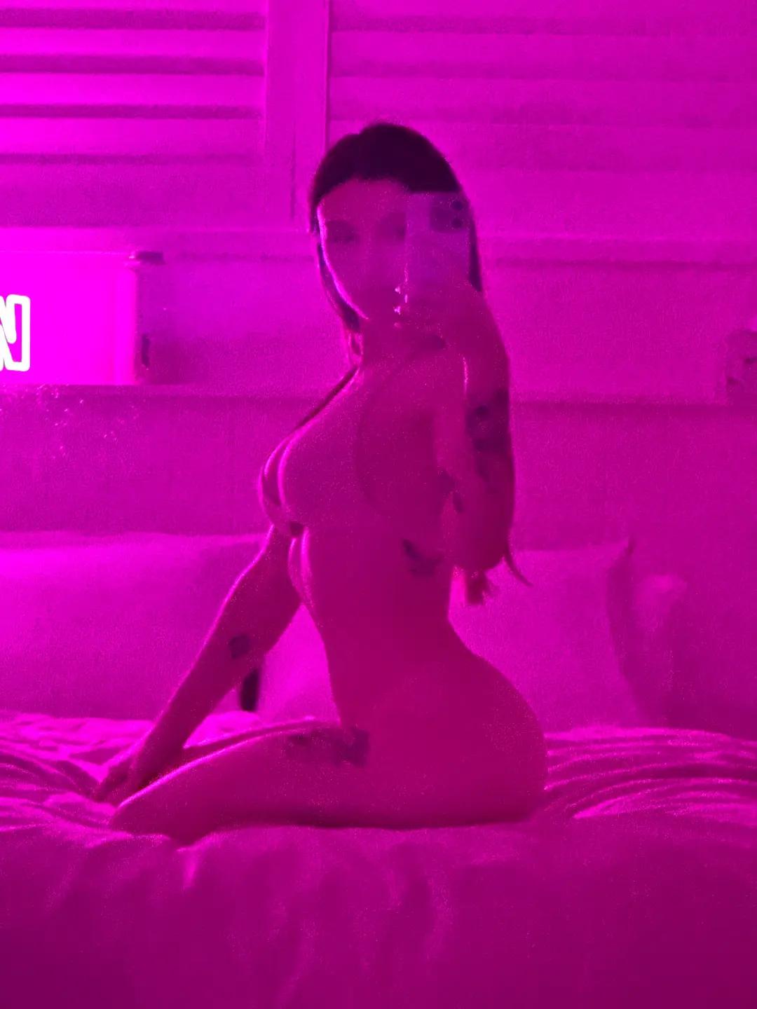 @dainty_wilder0