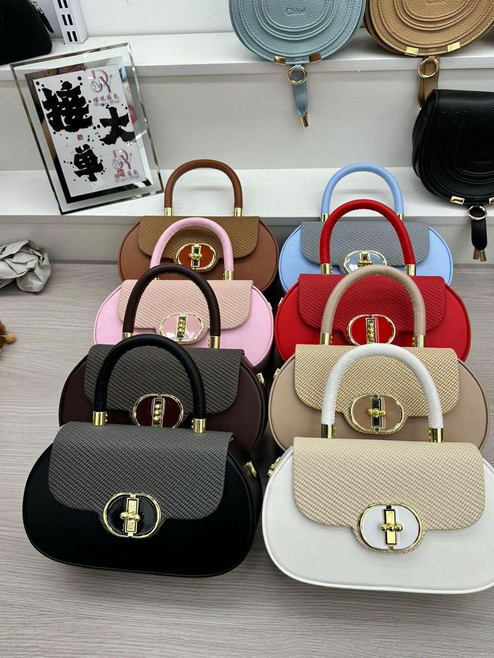 @Aish_FashionEmpire