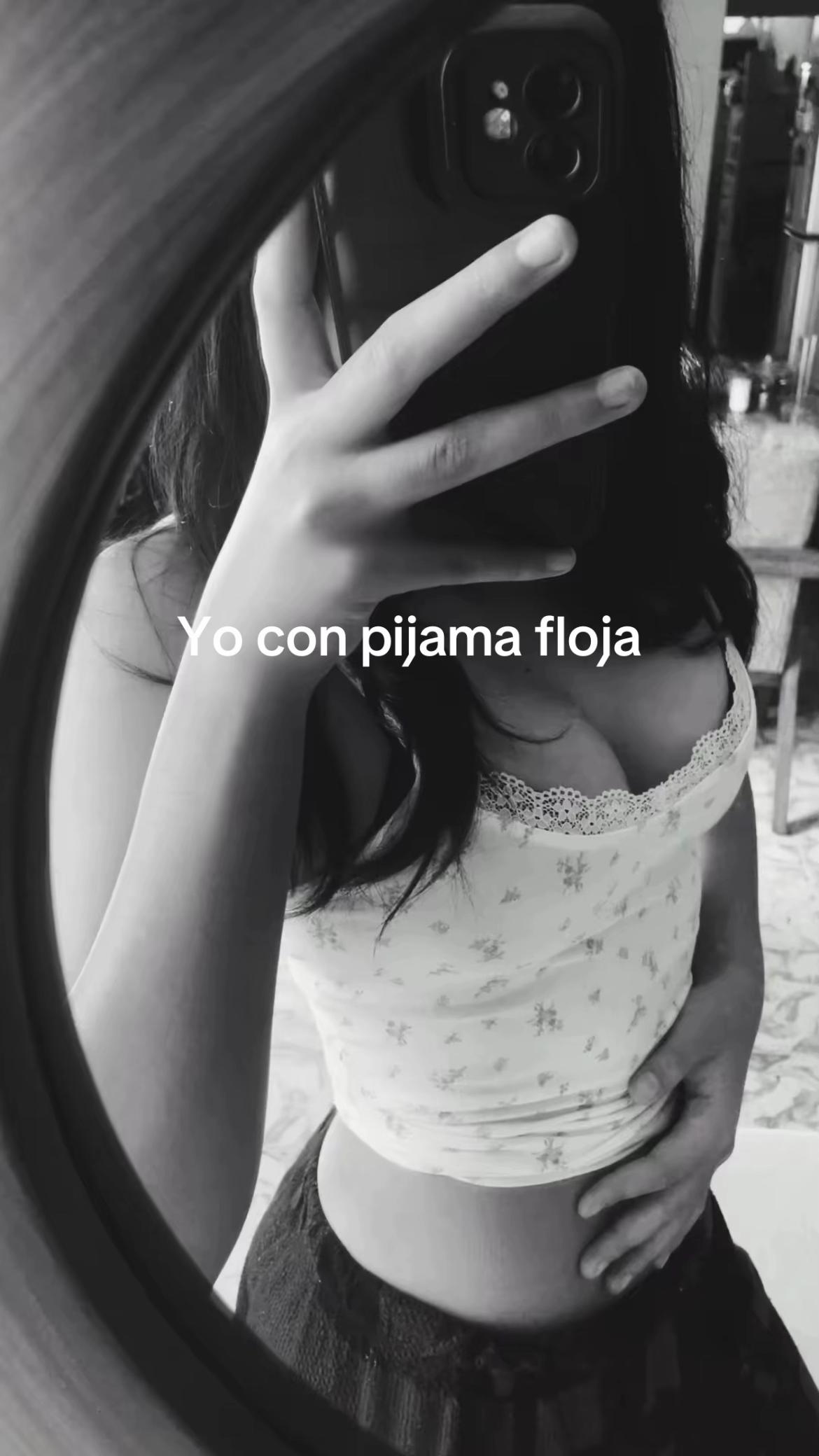 @🦦