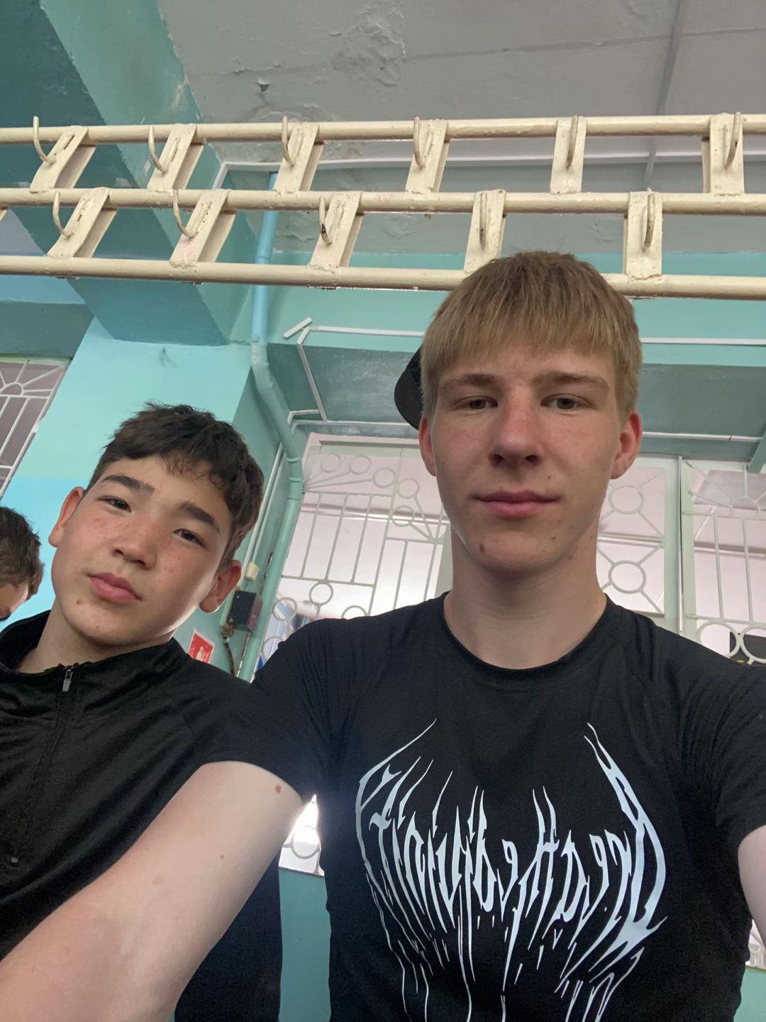 @Минипека🗡️