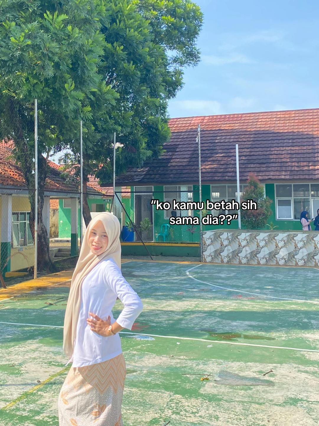@sakuraa
