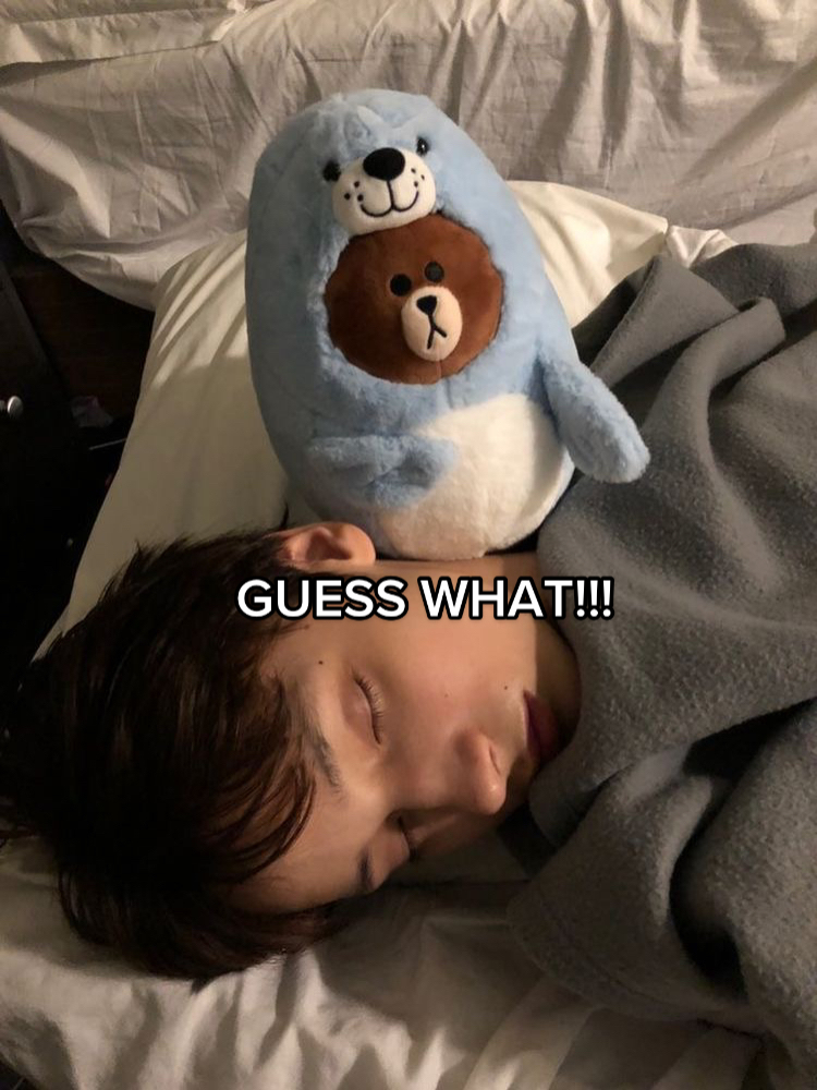 @<3
