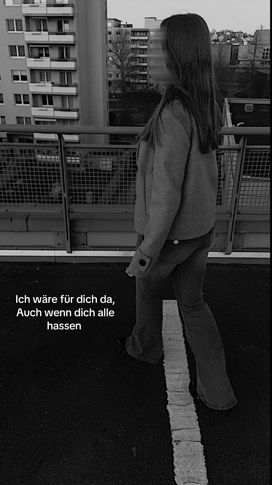 @Lara