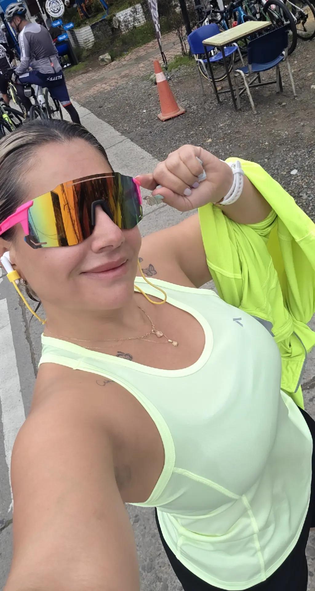 @buitrago9335 s&iacute;guenos