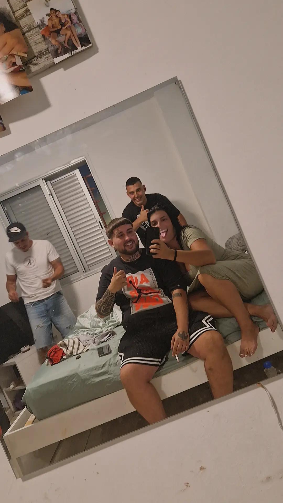 @familiadelocosunidos