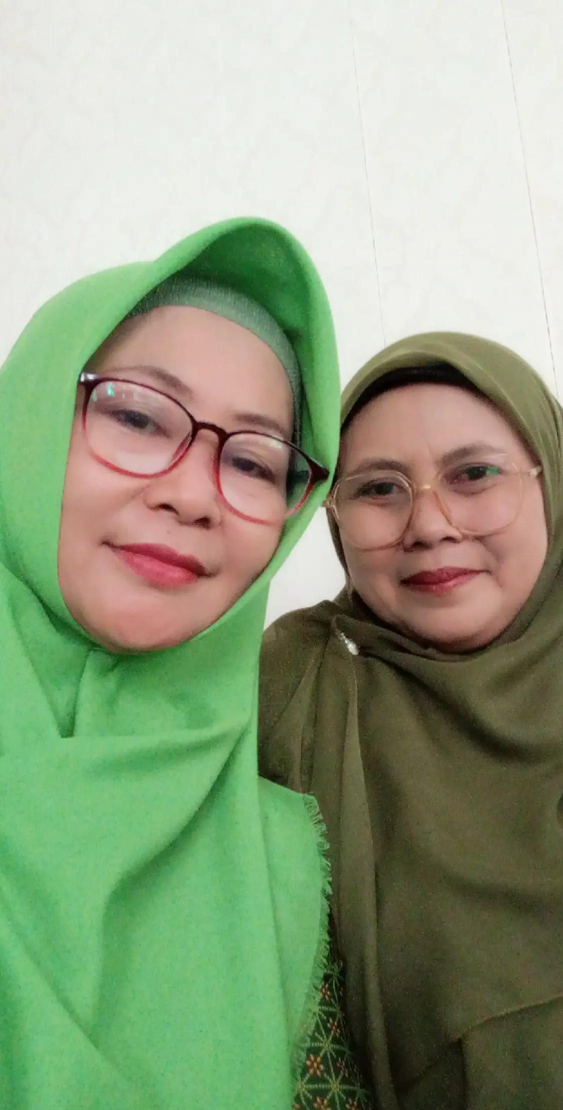 @mama dini astya