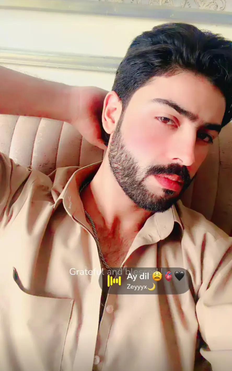 @Mahsit ki crazy fan