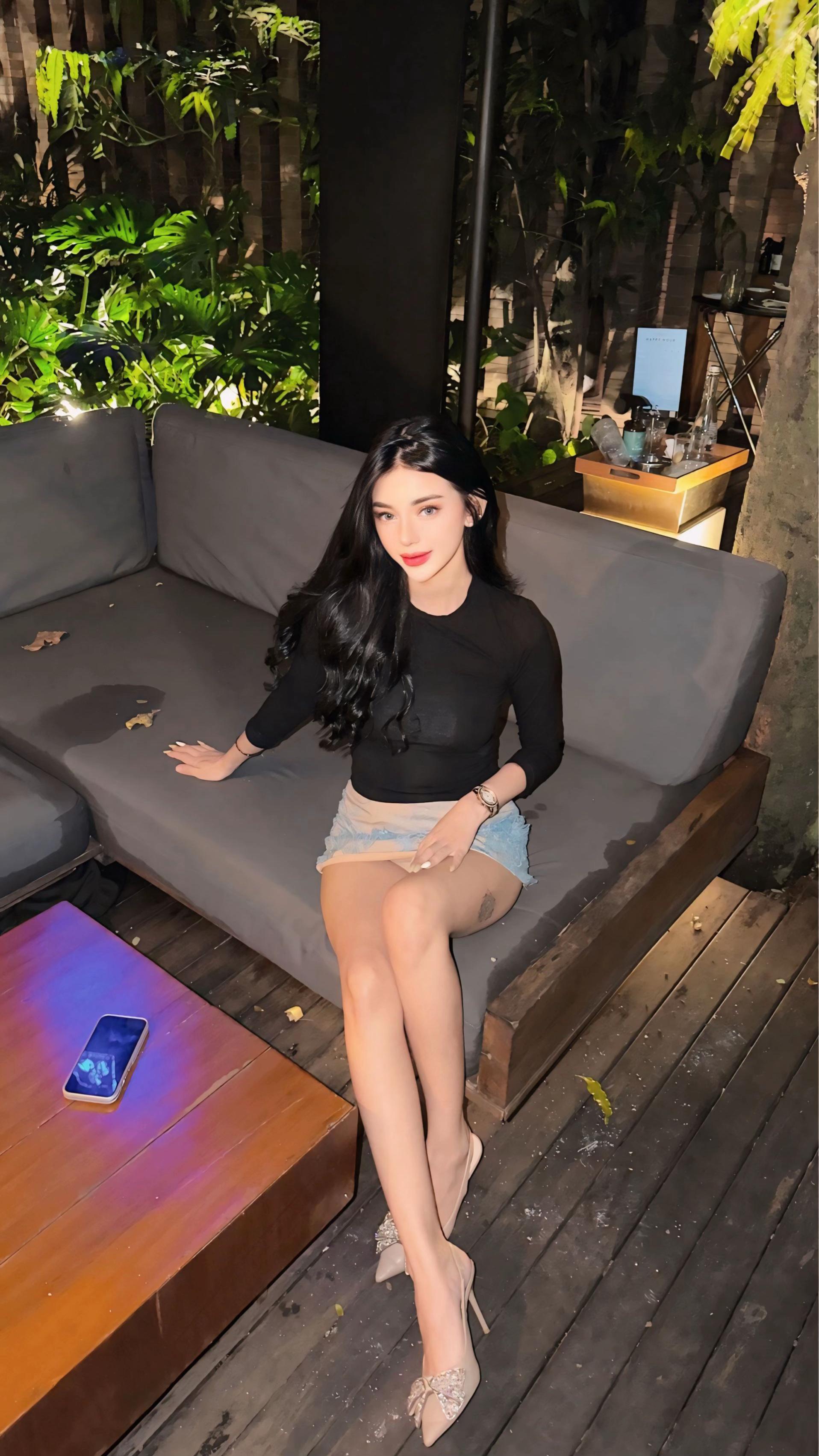 @ichaanissk