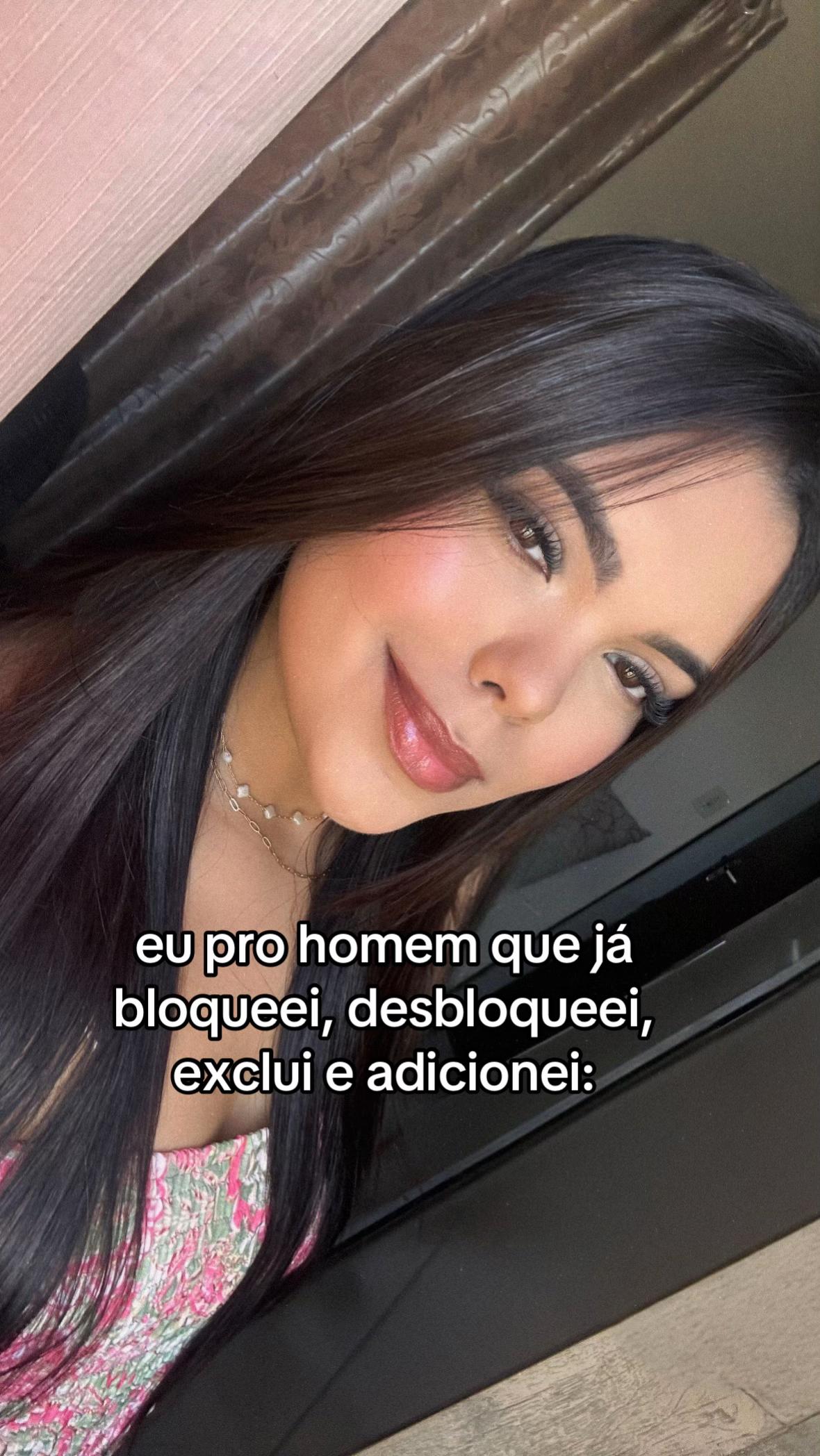 @Vivi Correia