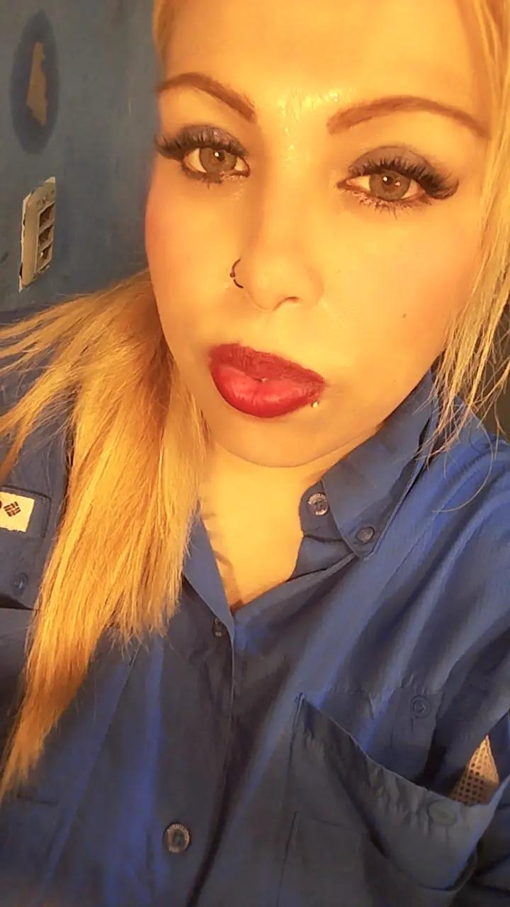 @merryjane