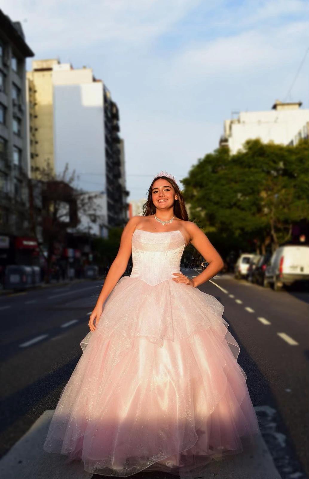@Jiu Vestidos