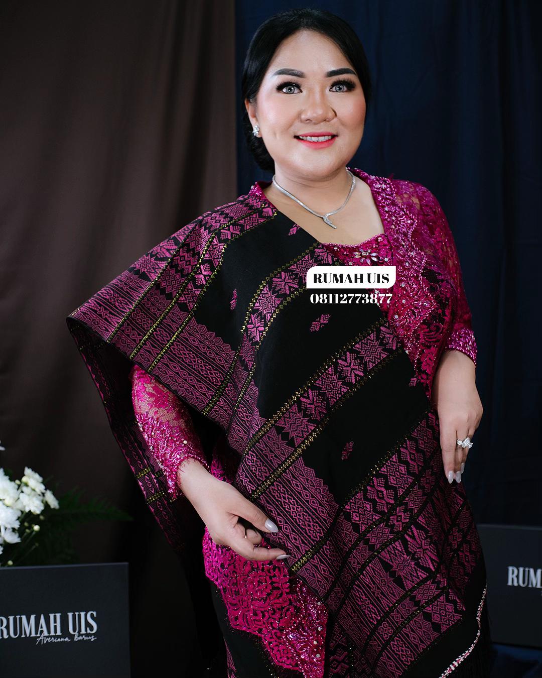 @Rumah Uis by Averiana Barus